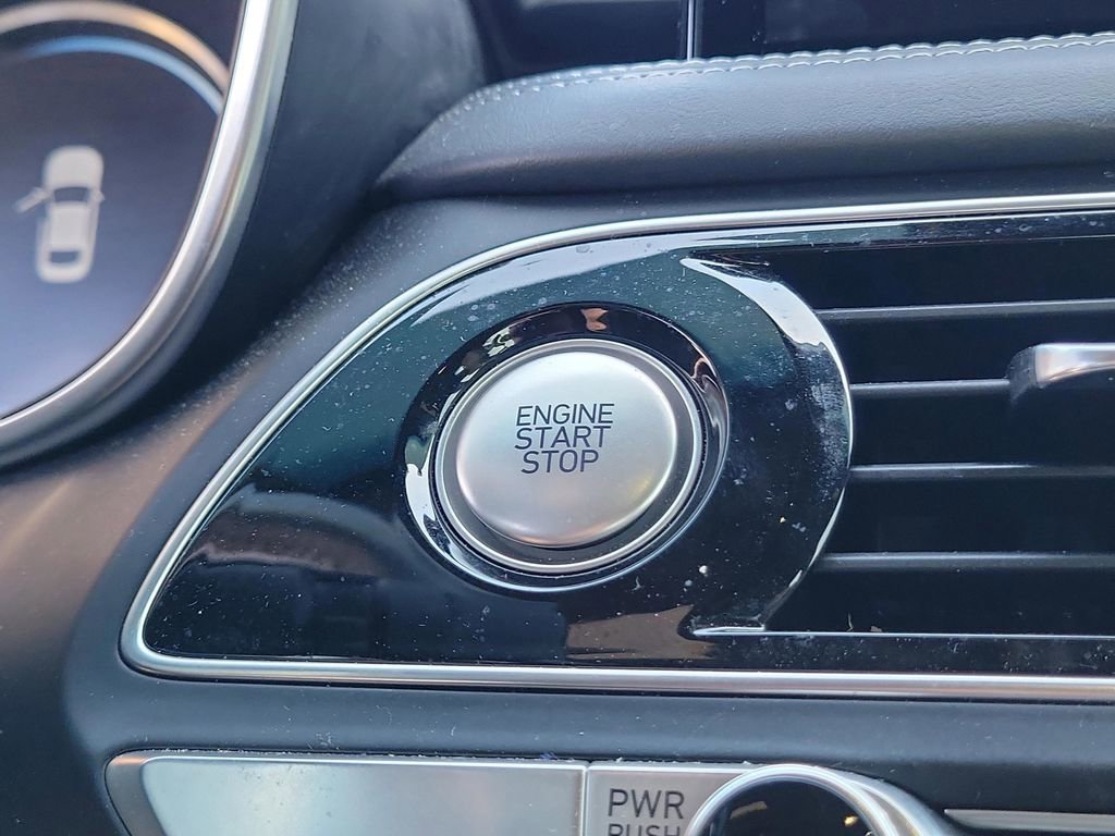 Used 2022 Genesis G70 2.0T w/ Prestige Package image 23