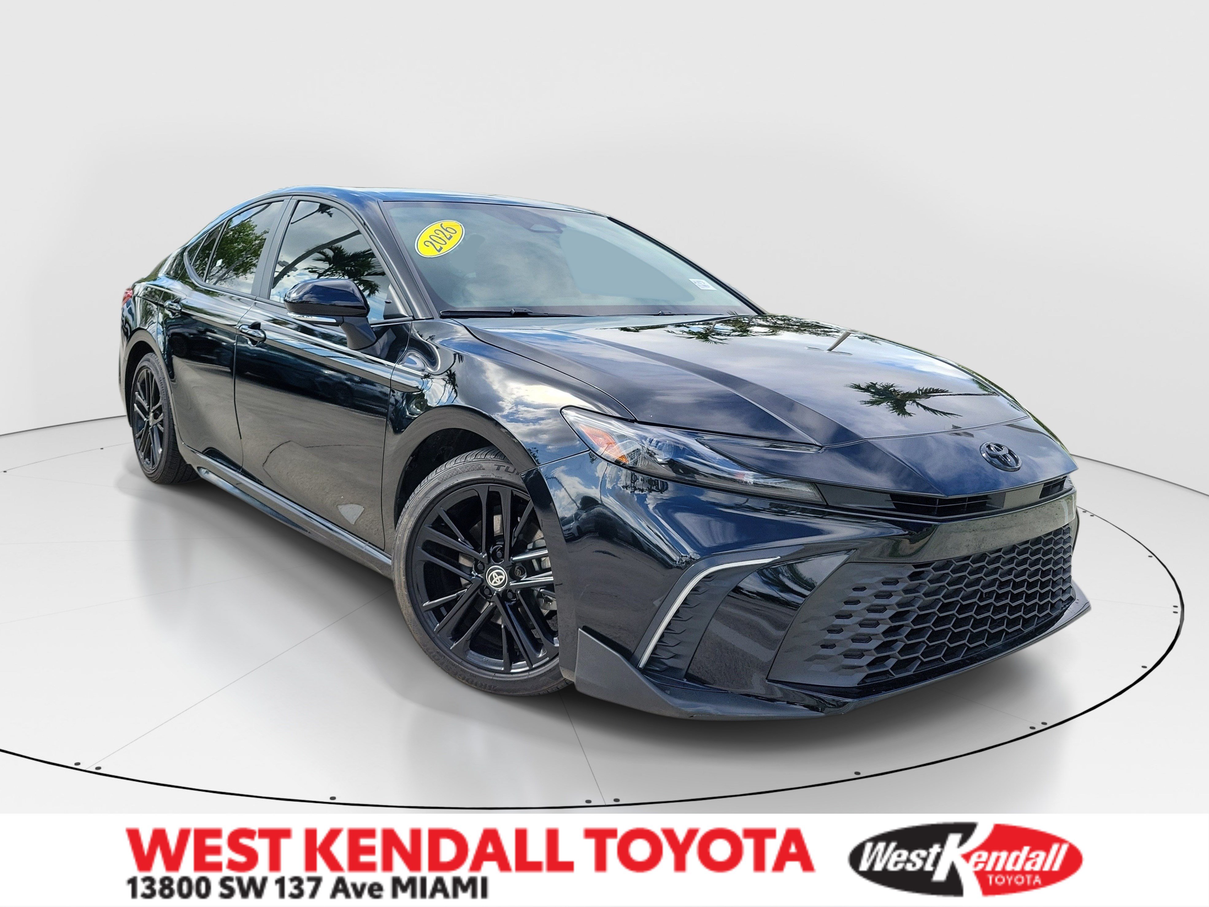 Used 2026 Toyota Camry SE w/ Multimedia Upgrade Package FWD image 1