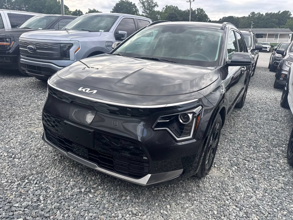 Used 2024 Kia Niro Wind w/ Wind Preserve Package FWD video 1