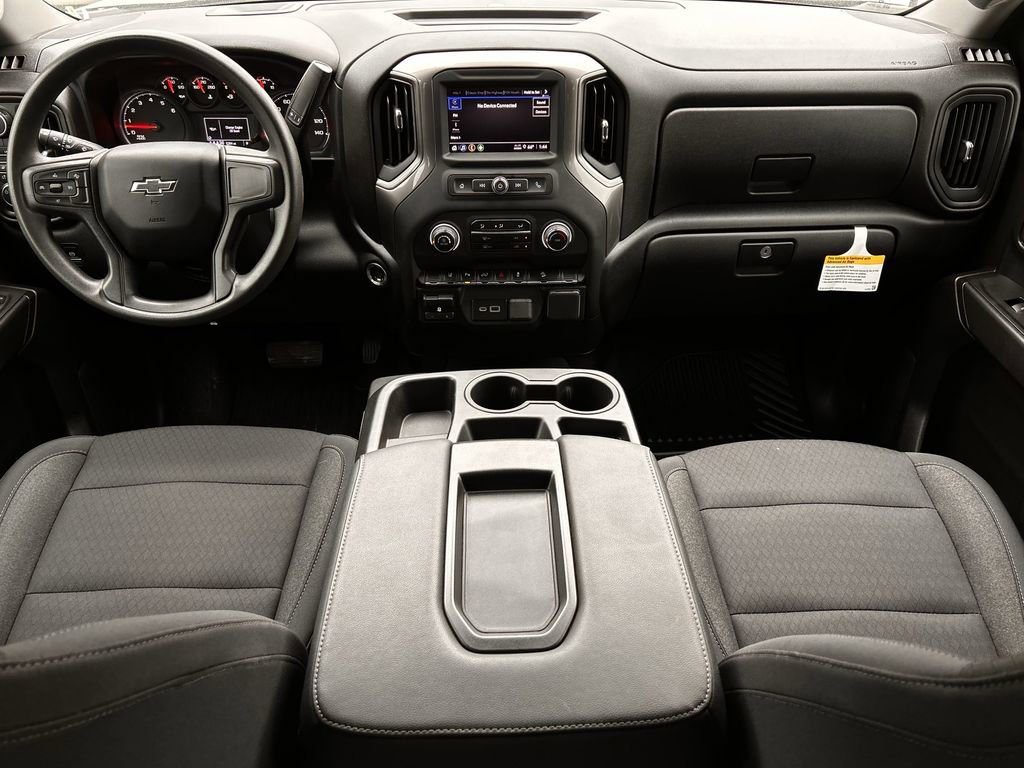 Used 2025 Chevrolet Silverado 2500 Custom w/ Custom Value Package image 12