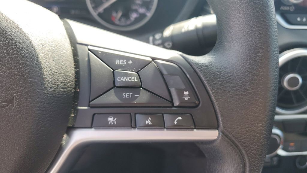 Used 2023 Nissan Sentra SV FWD image 30