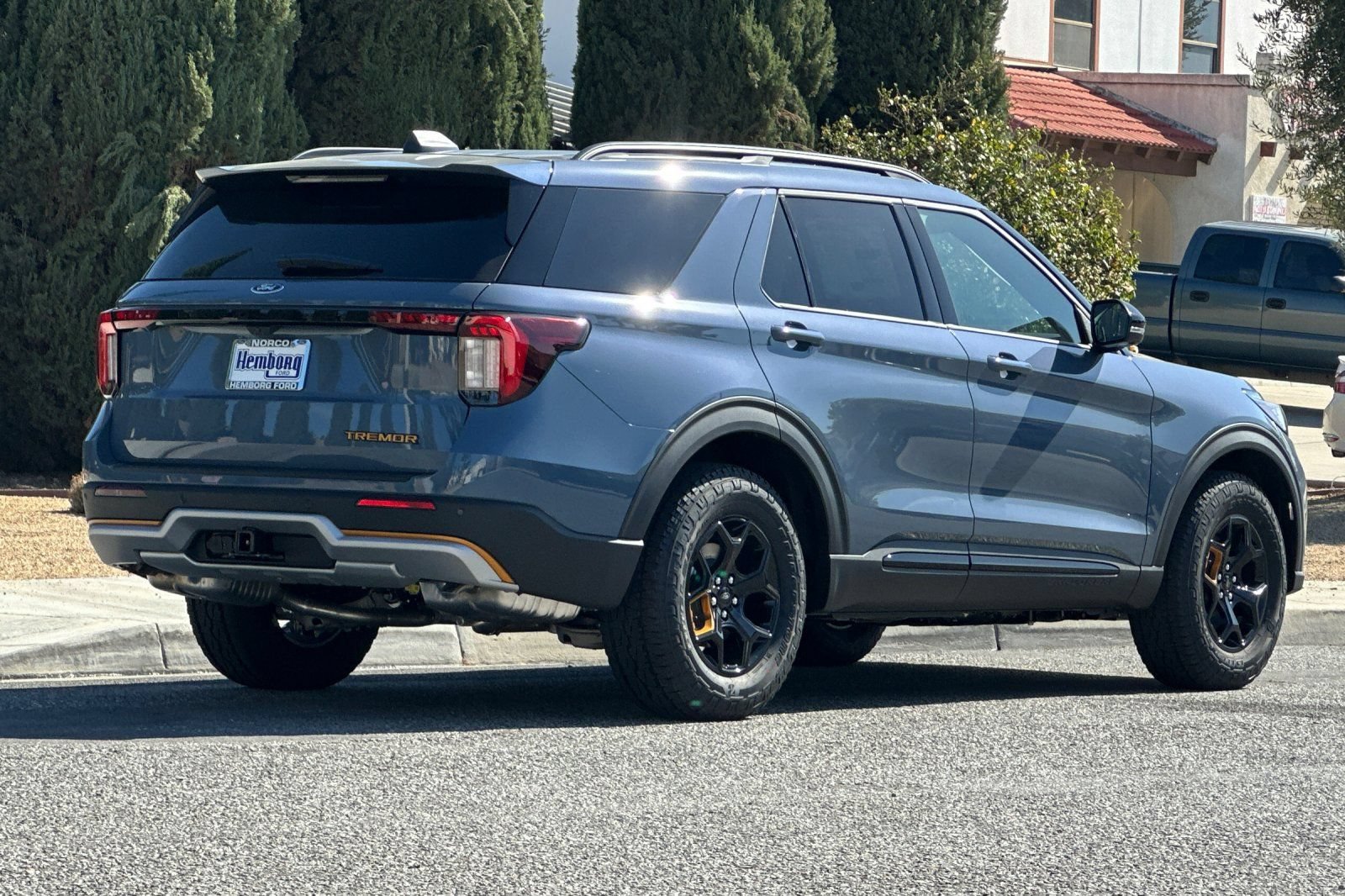 New 2026 Ford Explorer Tremor w/ Tremor Convenience Package AWD/4WD image 4