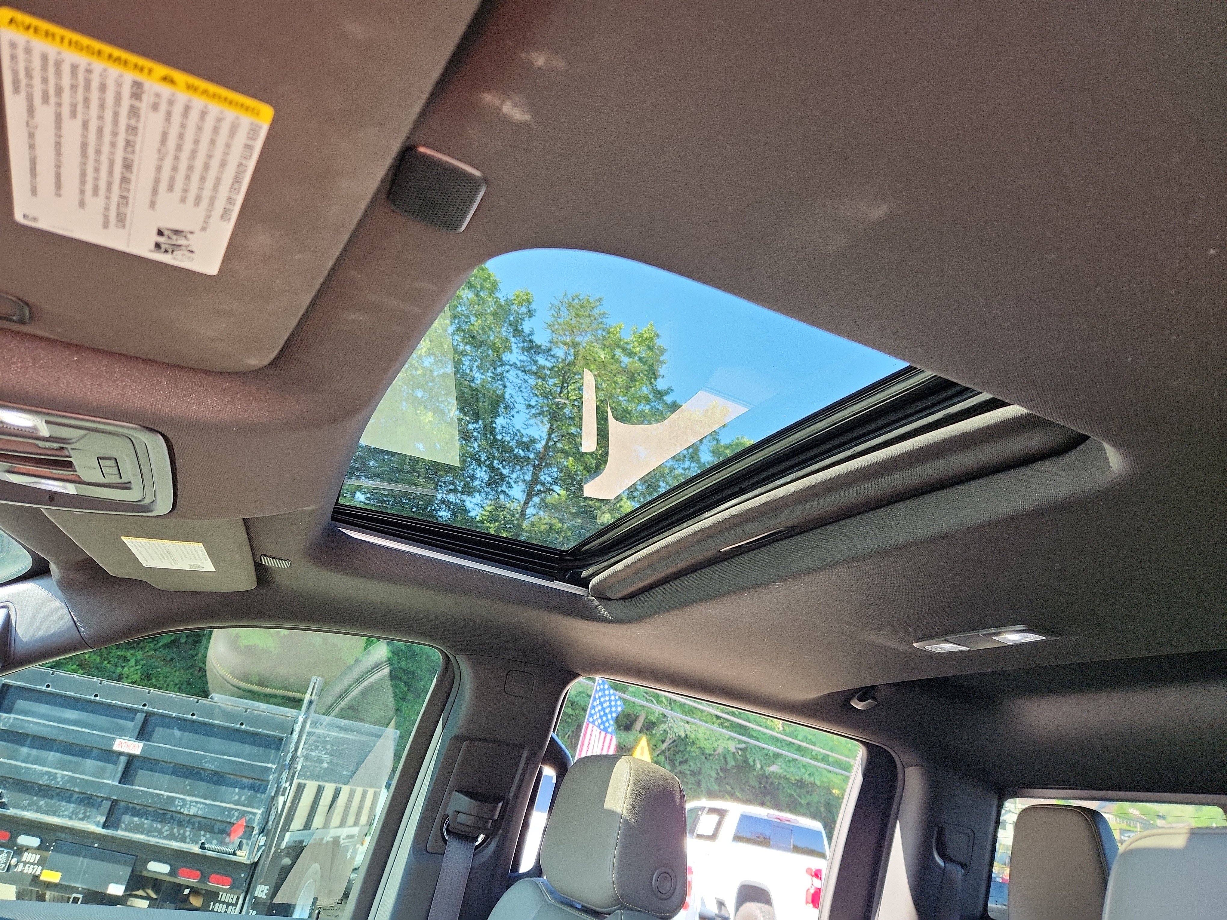 Used 2024 Chevrolet Silverado 1500 ZR2 w/ Technology Package image 36