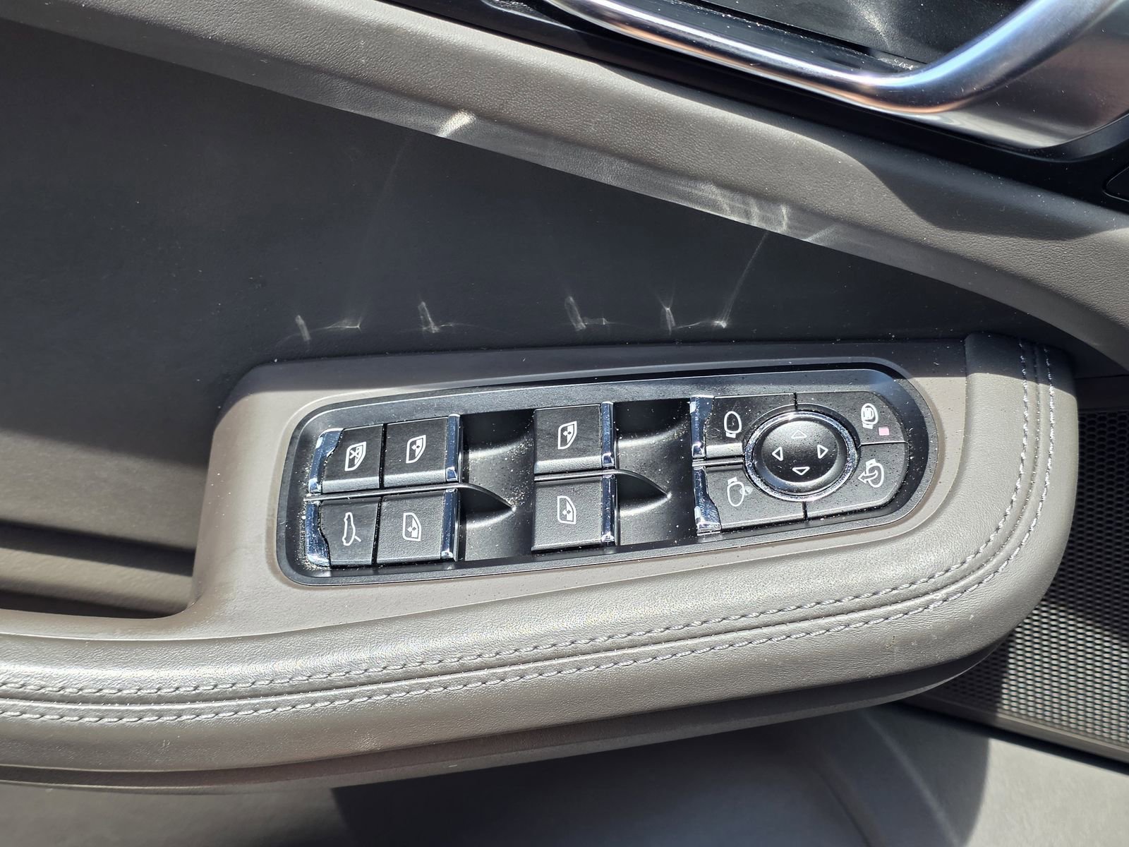 Used 2021 Porsche Macan S image 19