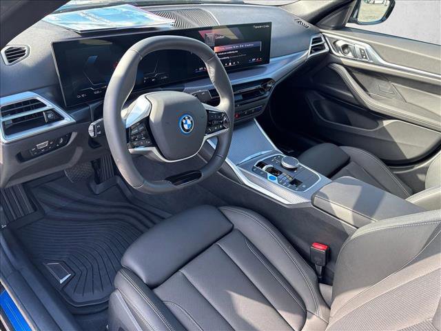 Certified 2025 BMW i4 eDrive40 image 10