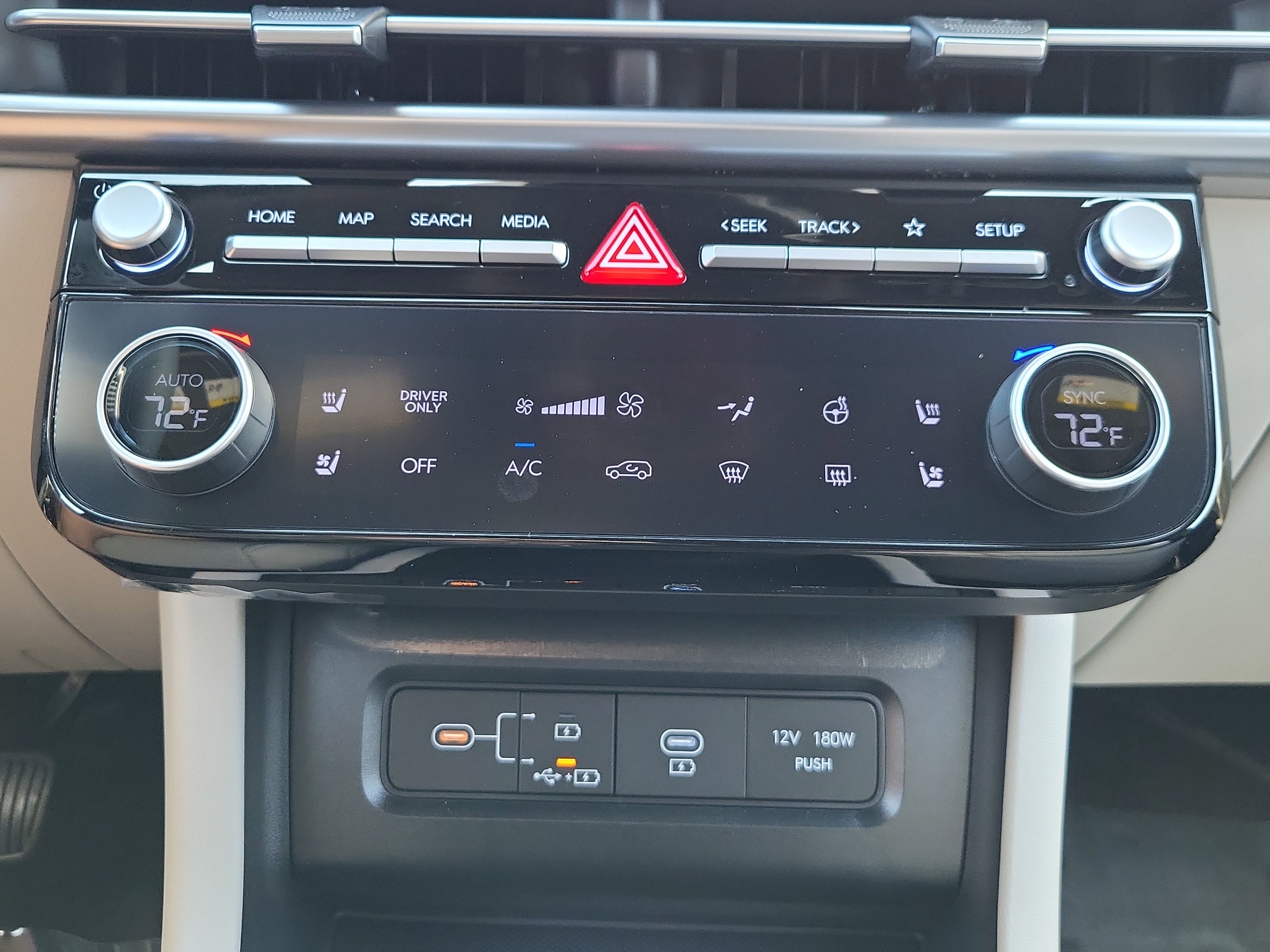 New 2025 Hyundai Tucson Limited w/ Tow & Go Package image 21