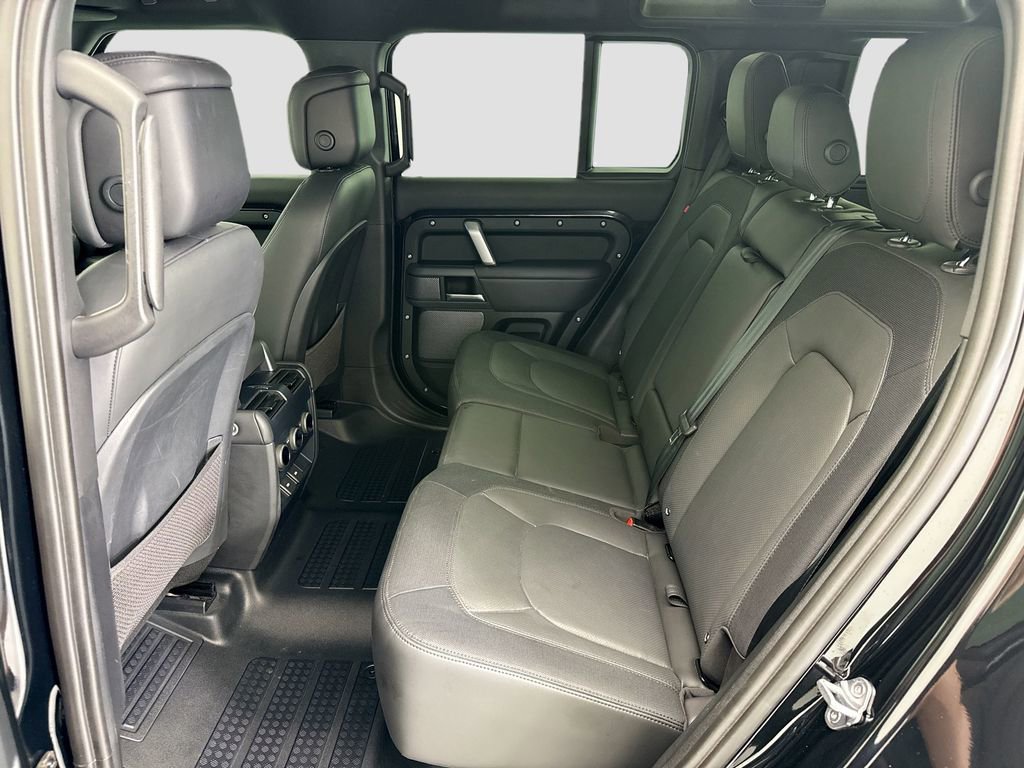 Certified 2023 Land Rover Defender 110 X-Dynamic SE image 20