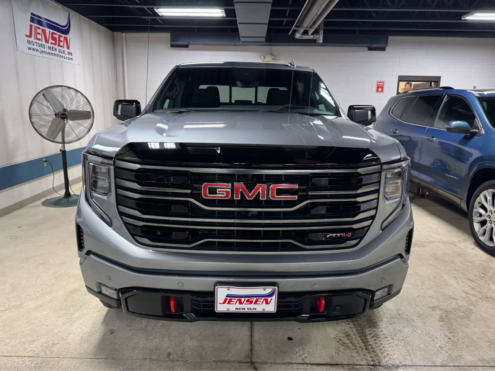 New 2026 GMC Sierra 1500 AT4 w/ Technology Package image 2
