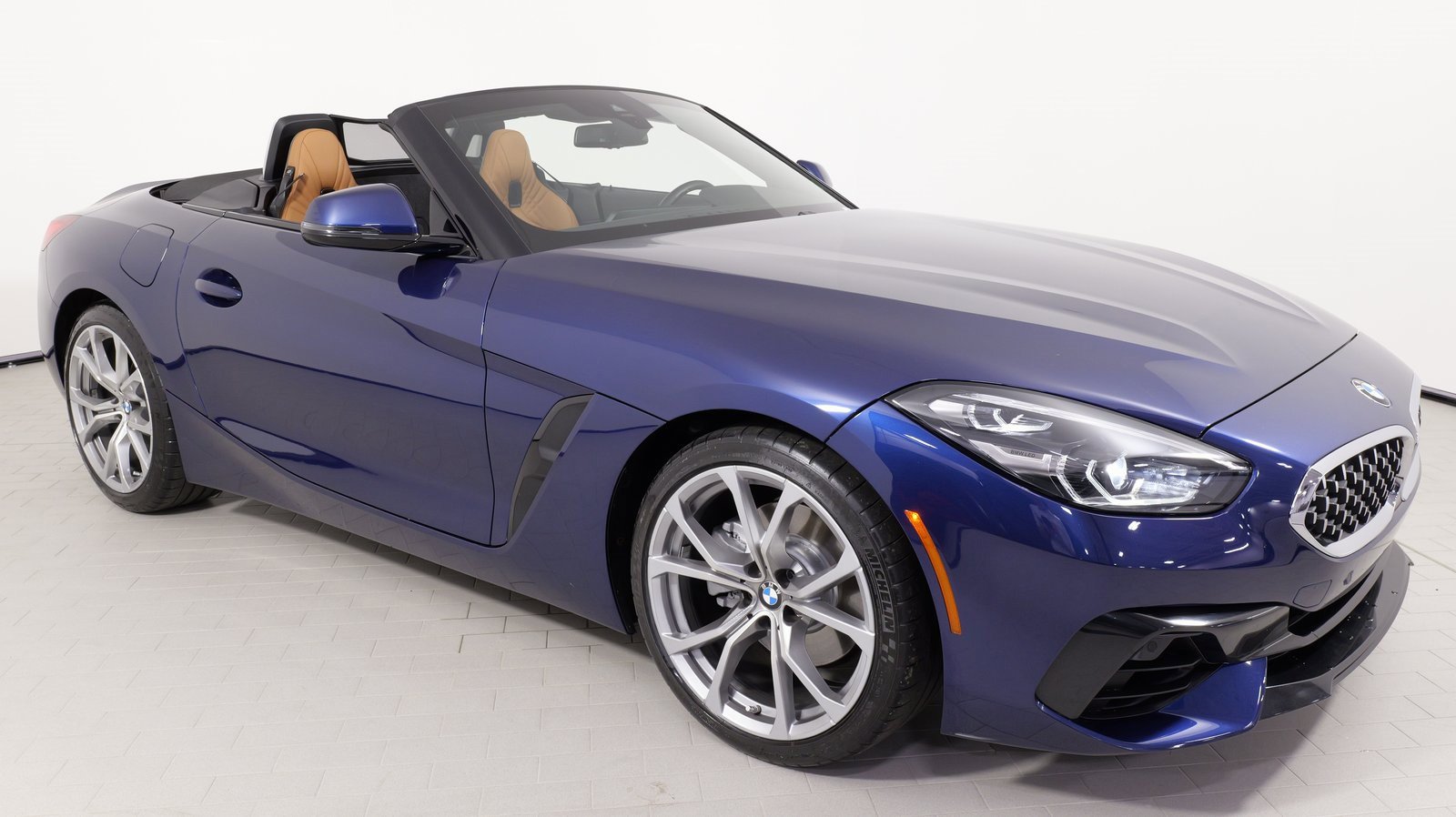 Used 2022 BMW Z4 sDrive30i w/ Driving Assistance Package image 23