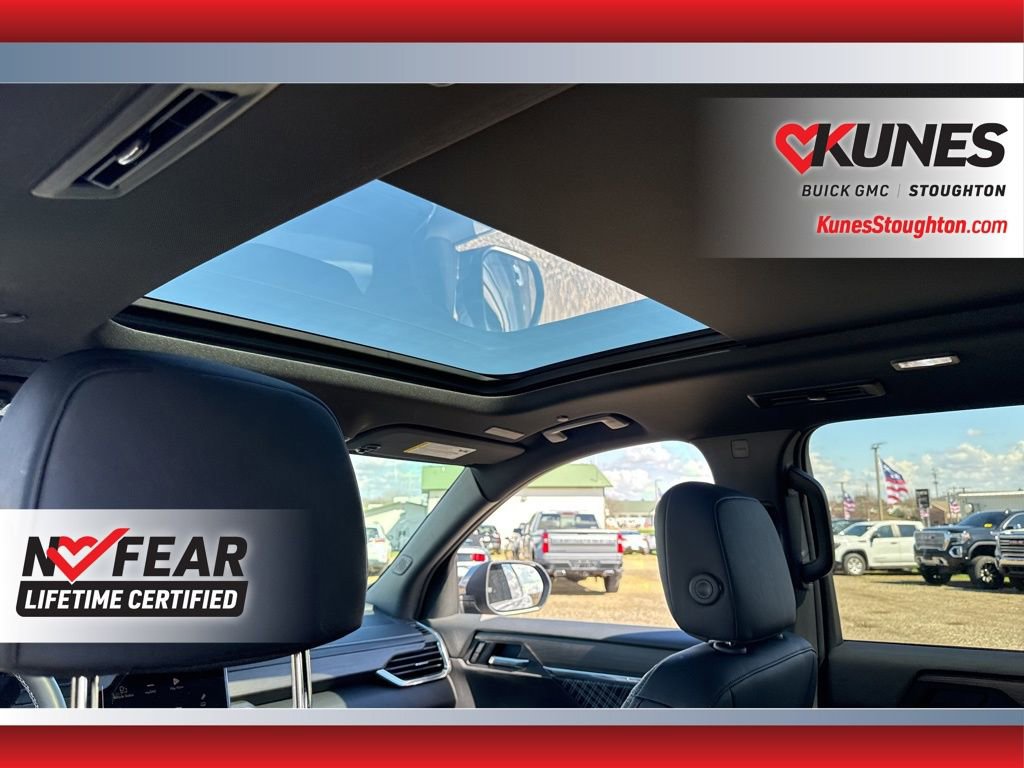 Used 2025 GMC Acadia Denali w/ Super Cruise Package AWD/4WD image 40