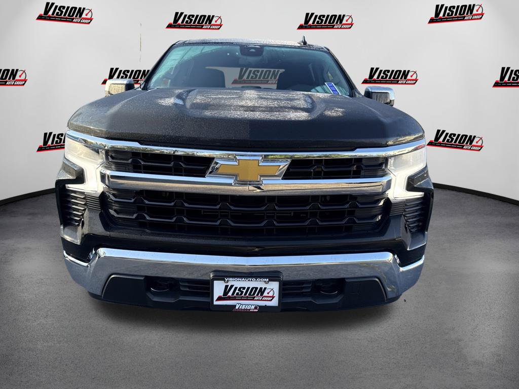 Used 2025 Chevrolet Silverado 1500 LT AWD/4WD image 2