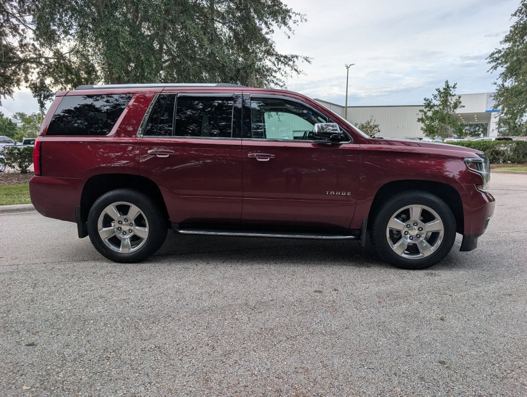 Used 2018 Chevrolet Tahoe Premier AWD/4WD image 8