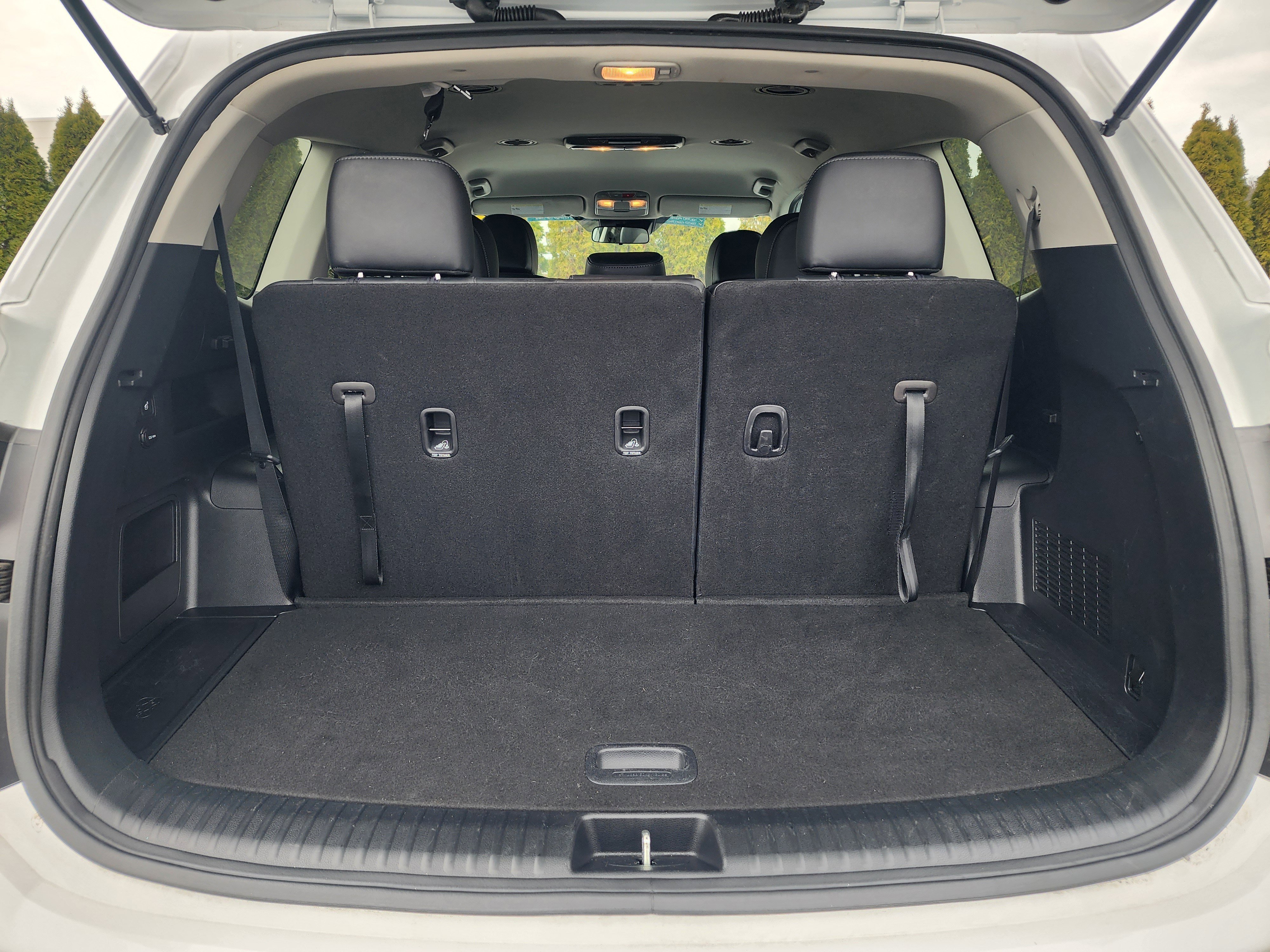 Used 2024 Kia Telluride LX image 10