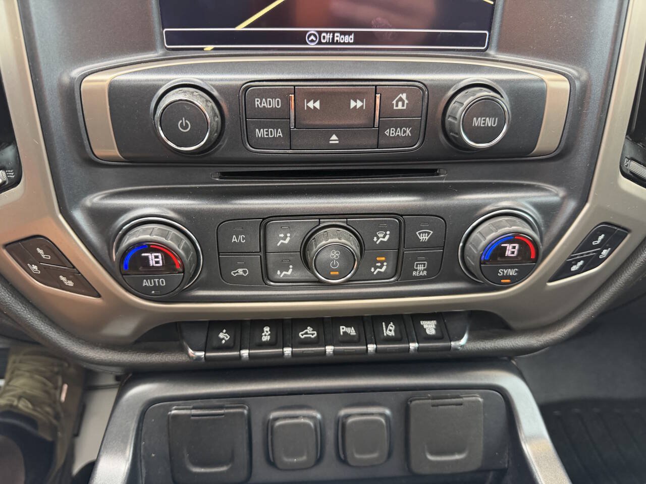 Used 2018 GMC Sierra 3500 Denali AWD/4WD image 26