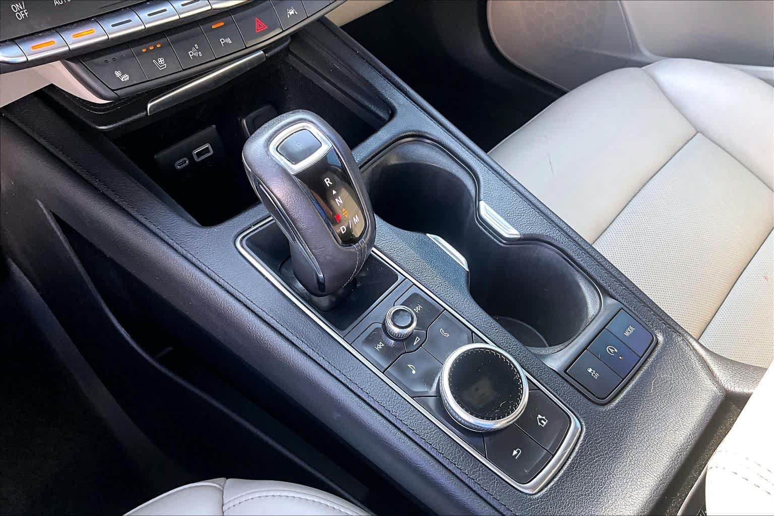 Used 2019 Cadillac XT4 Premium Luxury FWD image 15