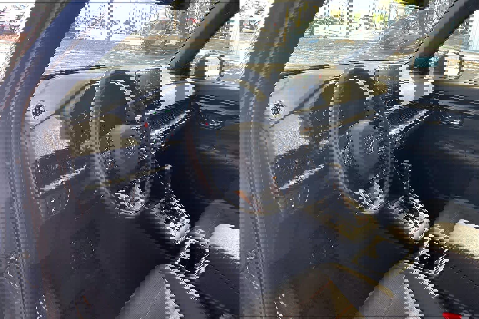 Used 2023 Honda CR-V Sport Touring image 18