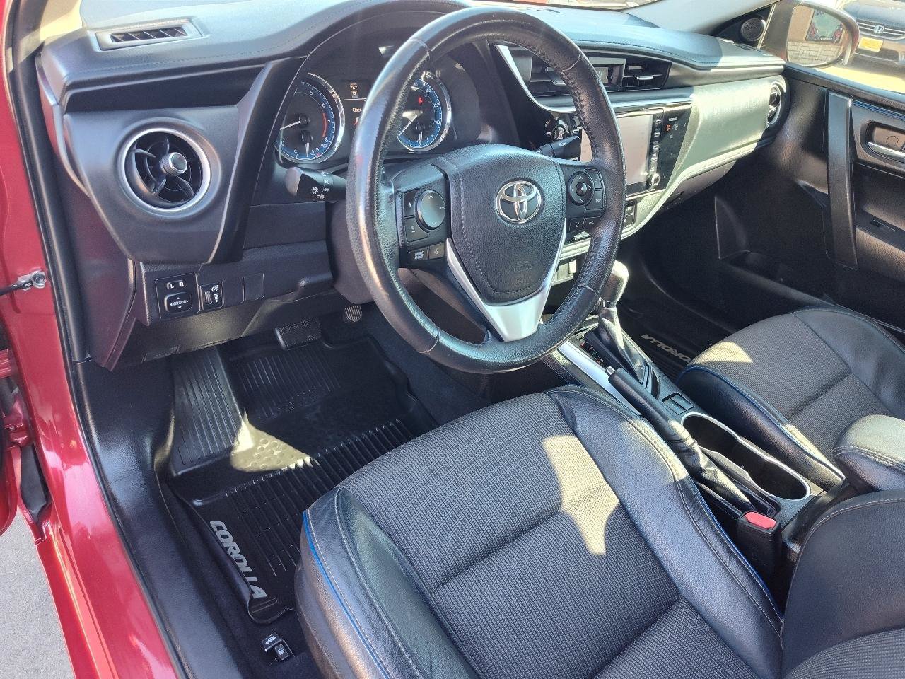 Used 2017 Toyota Corolla SE FWD image 15