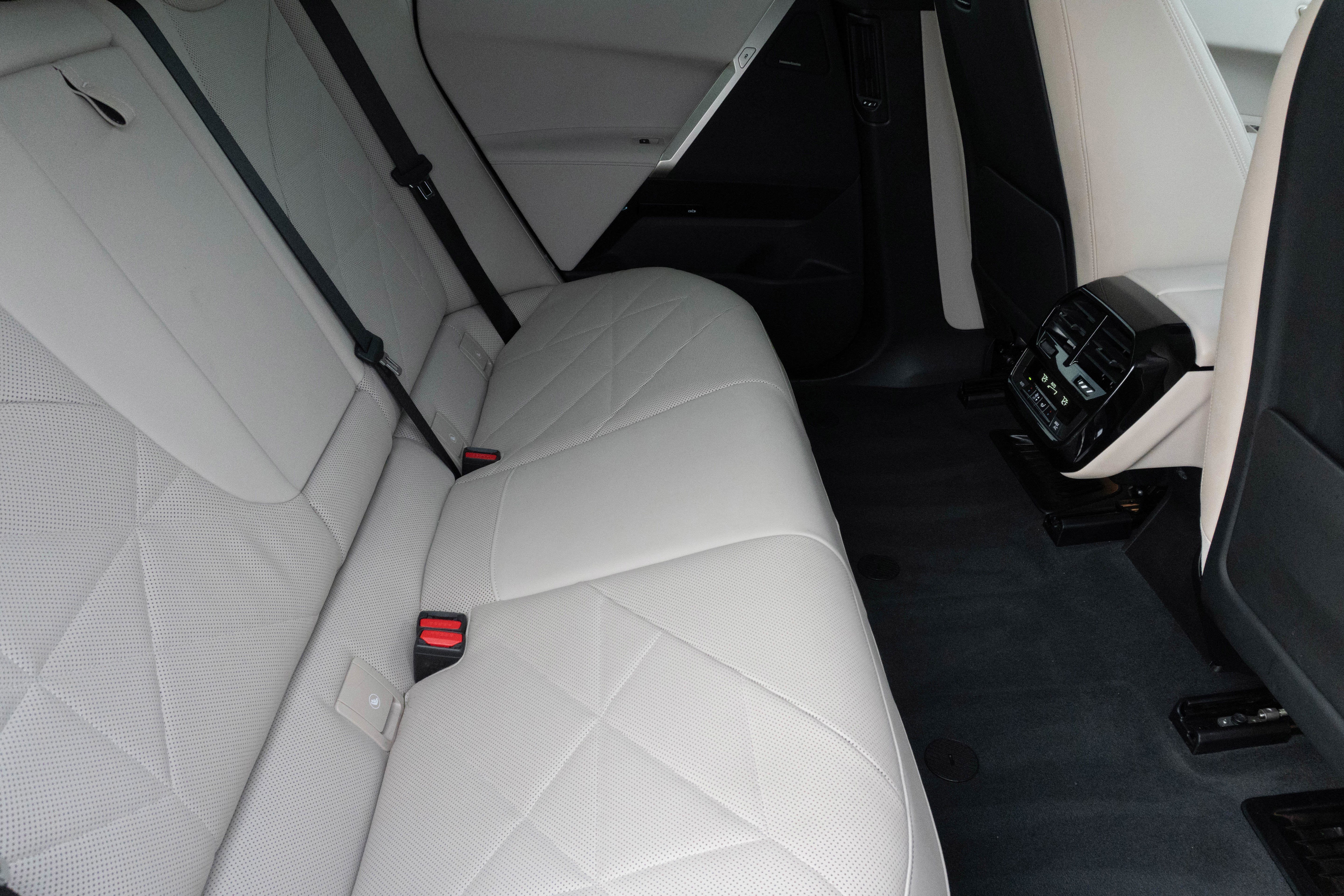 Certified 2024 BMW iX xDrive50 w/ Sport Package image 36