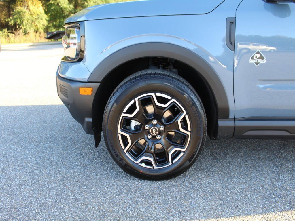 New 2025 Ford Bronco Sport Outer Banks w/ Outer Banks Tech Package+ image 8