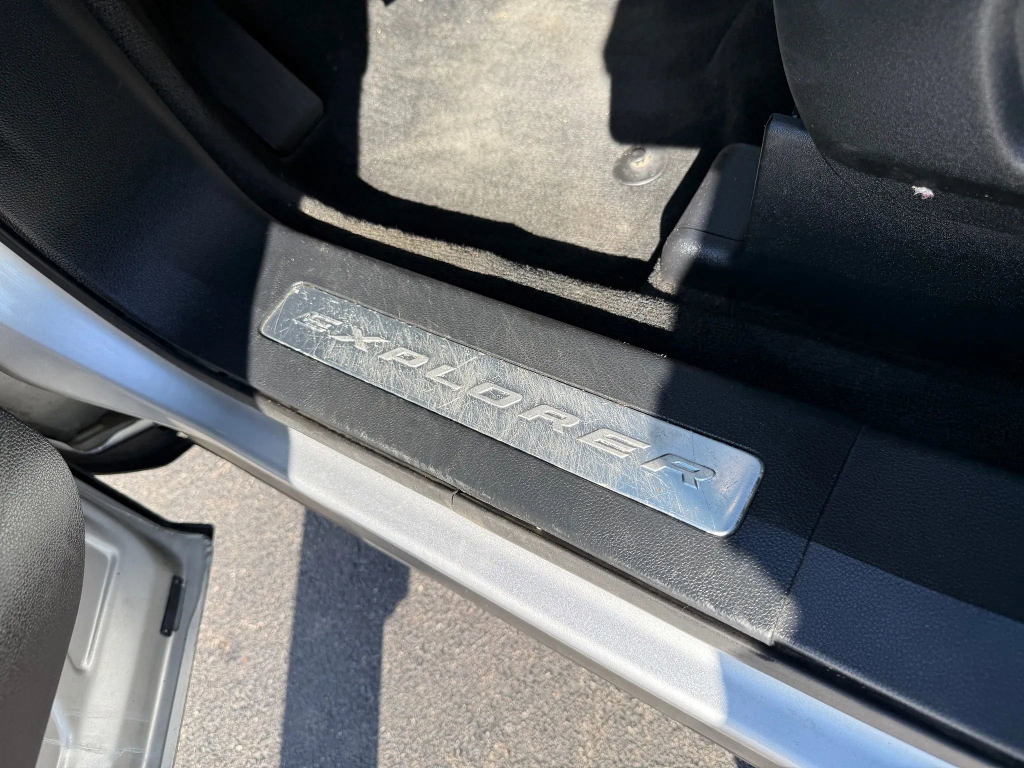 Used 2017 Ford Explorer Limited w/ Equipment Group 301A image 38