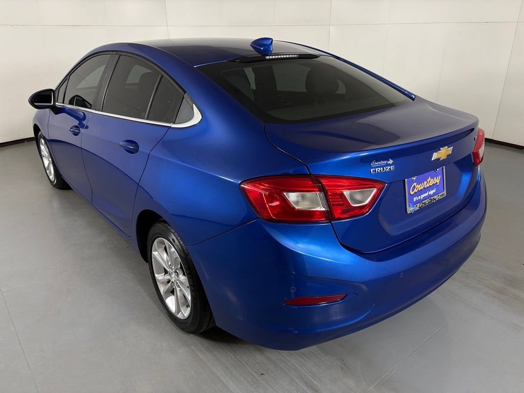 Certified 2019 Chevrolet Cruze LT w/ Convenience Package FWD image 7