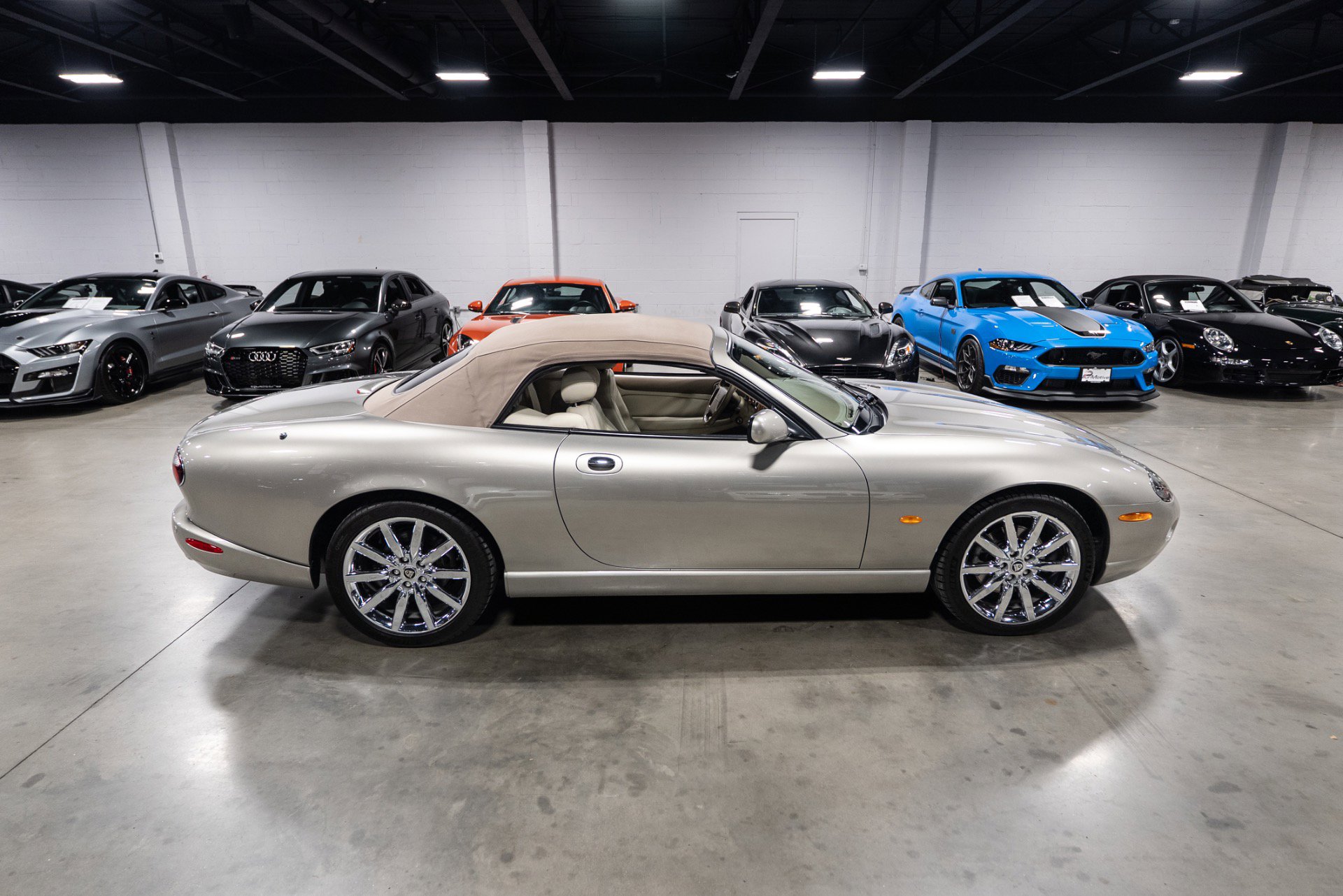 Used 2006 Jaguar XK8 Convertible image 14