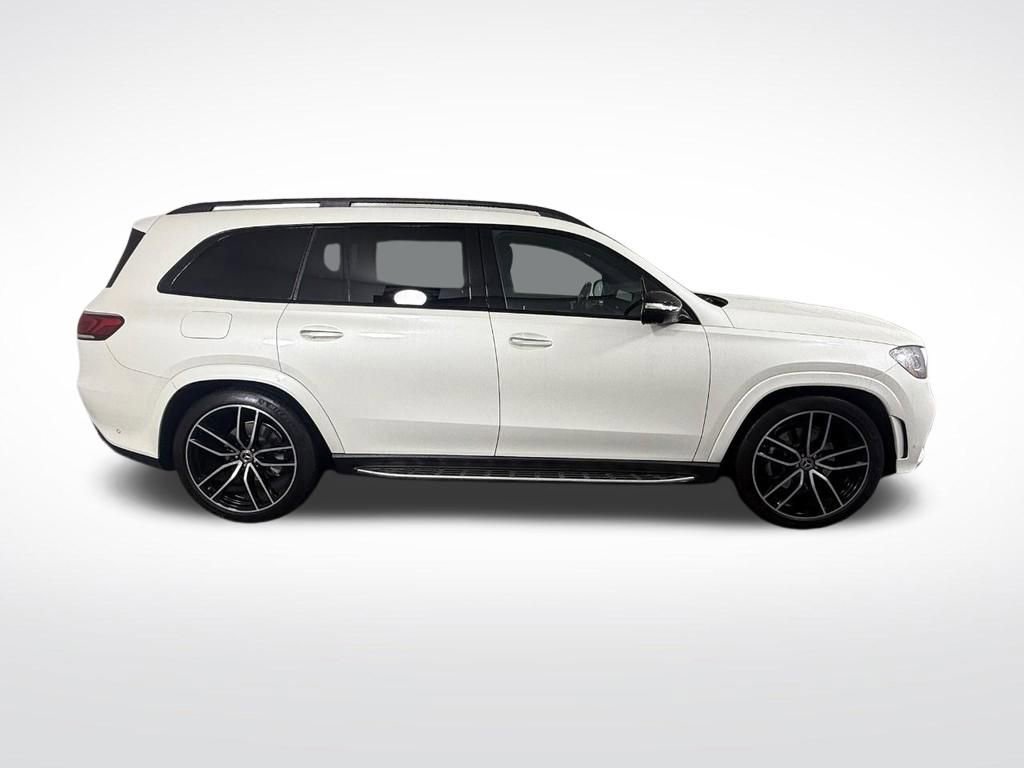 Used 2022 Mercedes-Benz GLS 580 4MATIC image 2
