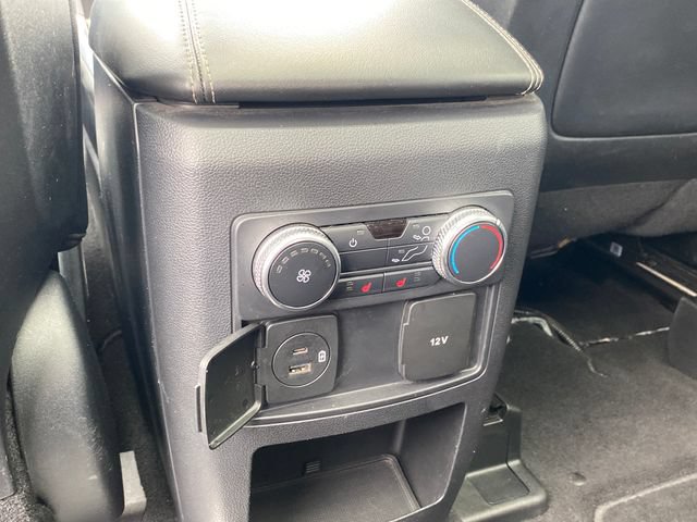 Used 2020 Ford Explorer XLT w/ Equipment Group 202A AWD/4WD image 21