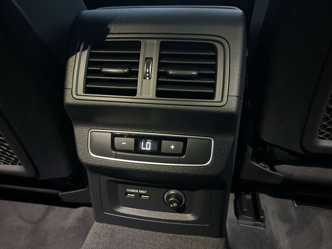 Used 2023 Audi Q5 2.0T Premium w/ Convenience Package image 29