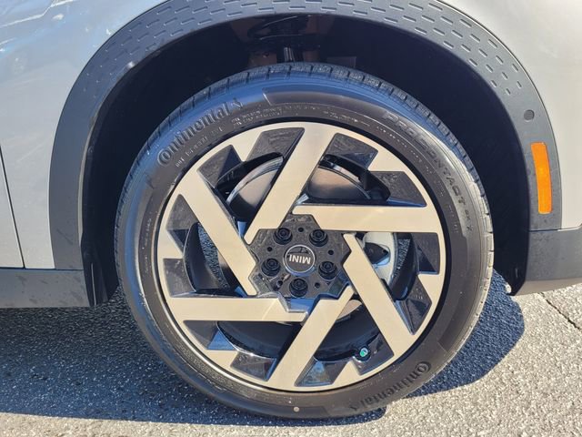 New 2025 MINI Cooper Countryman S w/ Comfort Package Max image 9