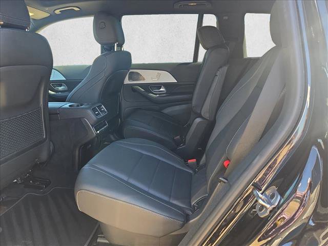 Used 2025 Mercedes-Benz GLS 450 4MATIC image 18