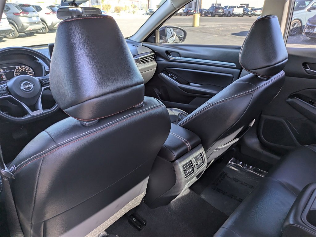 Used 2024 Nissan Altima 2.0 SR image 15