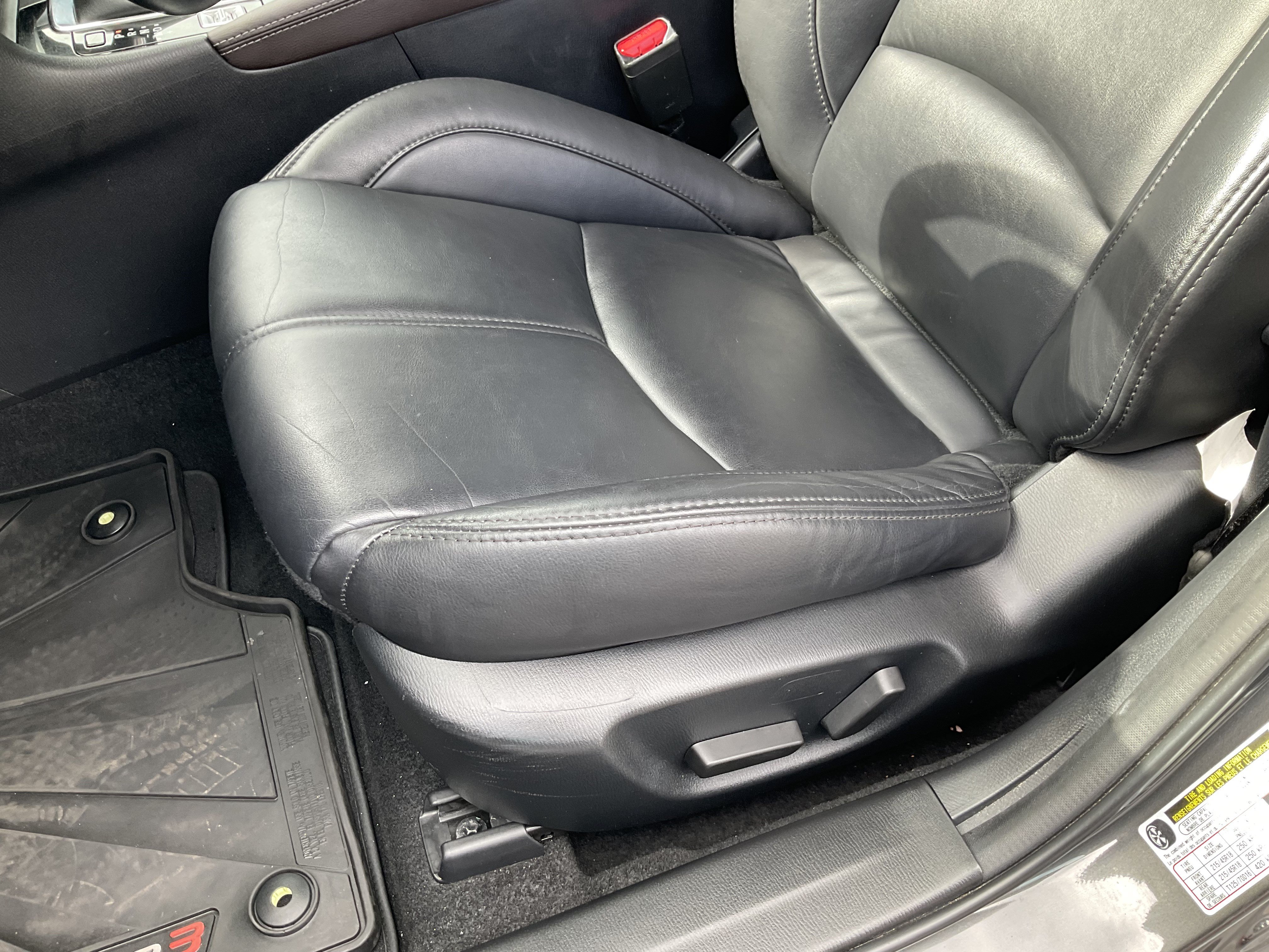 Used 2018 MAZDA MAZDA3 Touring FWD image 33