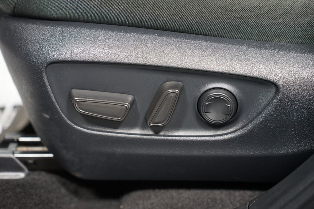 Certified 2024 Toyota RAV4 XLE image 33