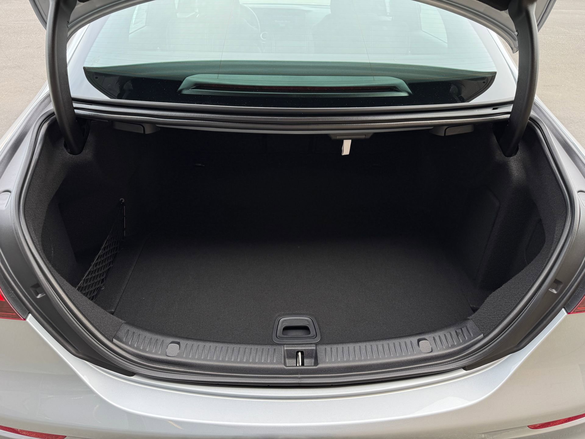 Used 2023 Mercedes-Benz E 350 Sedan image 33