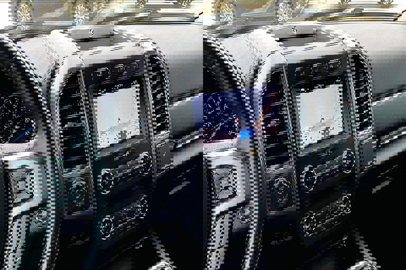 Used 2019 Ford Expedition Platinum image 6