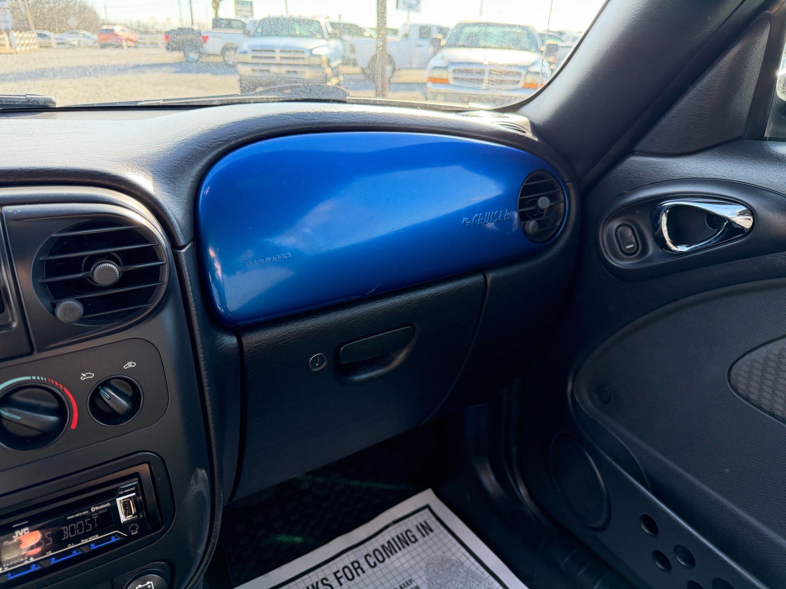 Used 2005 Chrysler PT Cruiser Base image 15