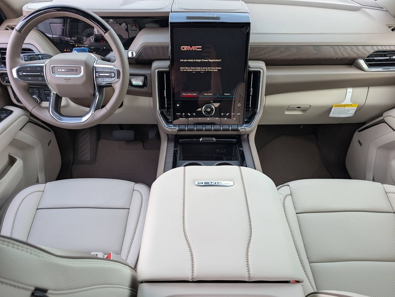 New 2026 GMC Yukon XL Denali w/ Denali Reserve Package AWD/4WD image 8