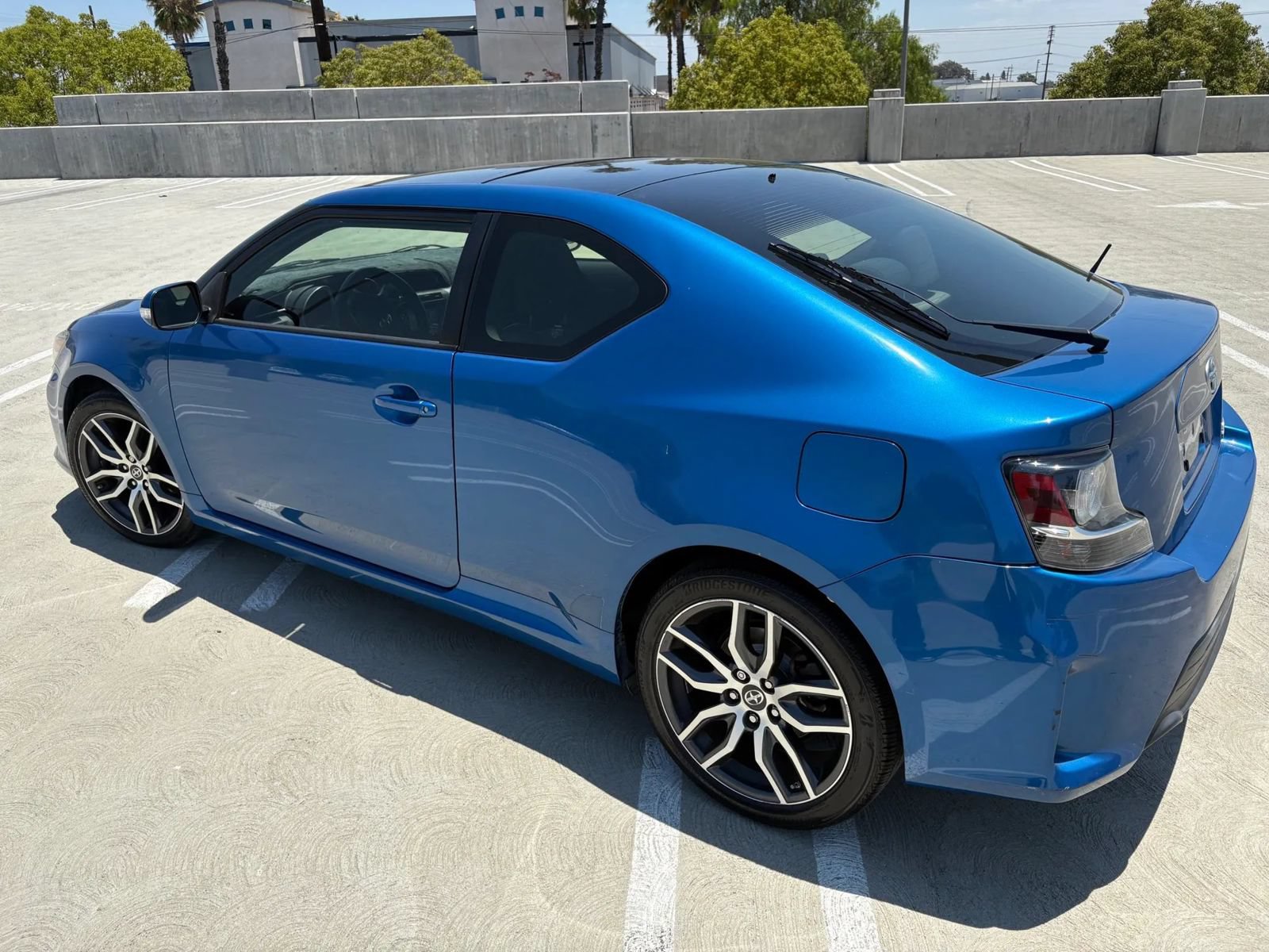 Used 2016 Scion tC FWD image 5