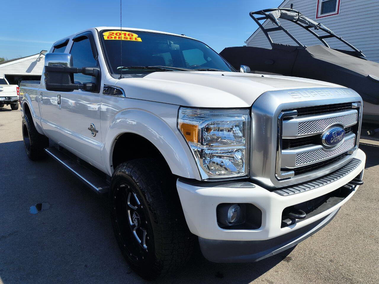 Used 2016 Ford F250 Platinum w/ FX4 Off-Road Package image 4