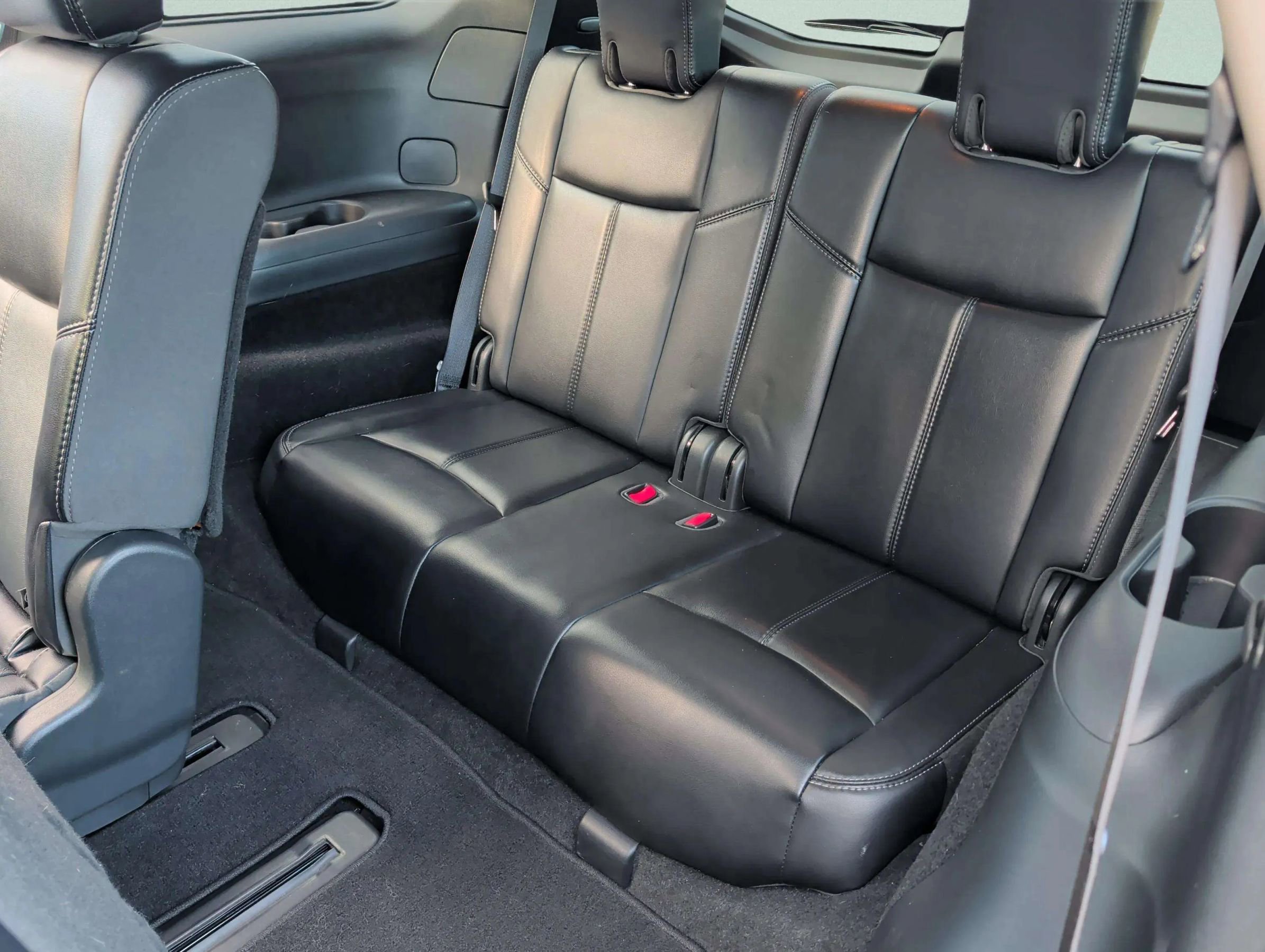 Used 2020 Nissan Pathfinder SL image 35