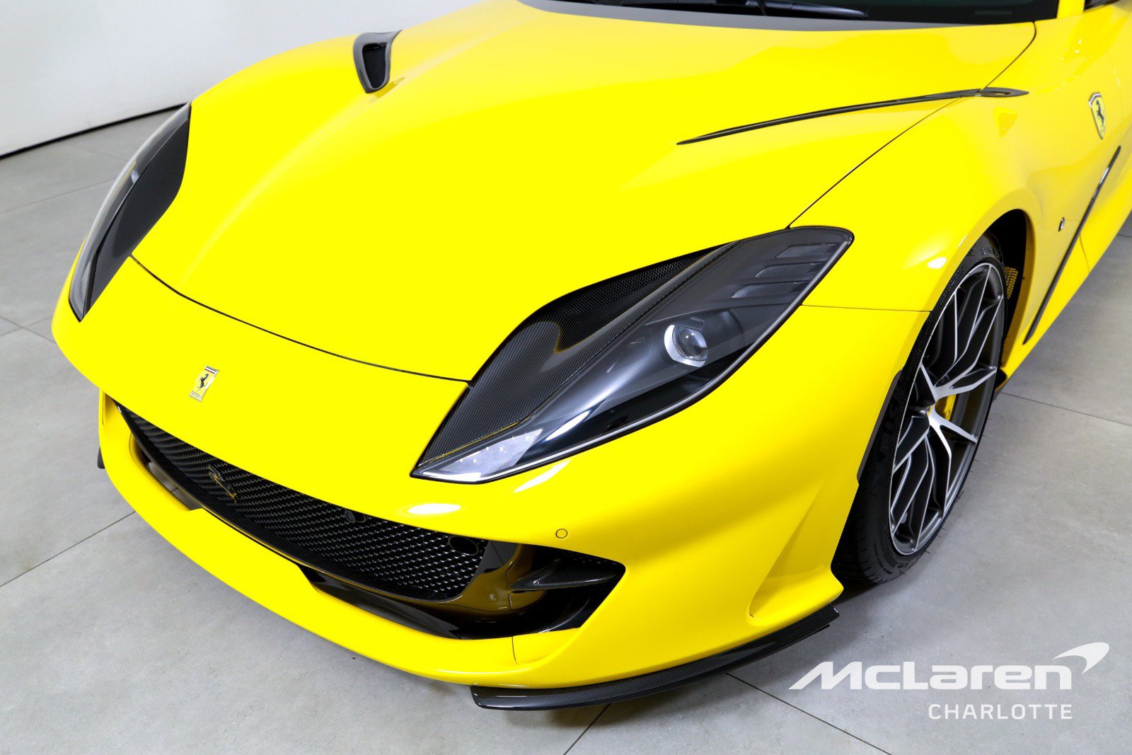 Used 2023 Ferrari 812 GTS RWD image 33