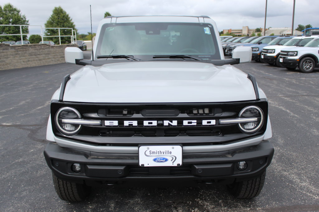 New 2026 Ford Bronco Outer Banks AWD/4WD image 8
