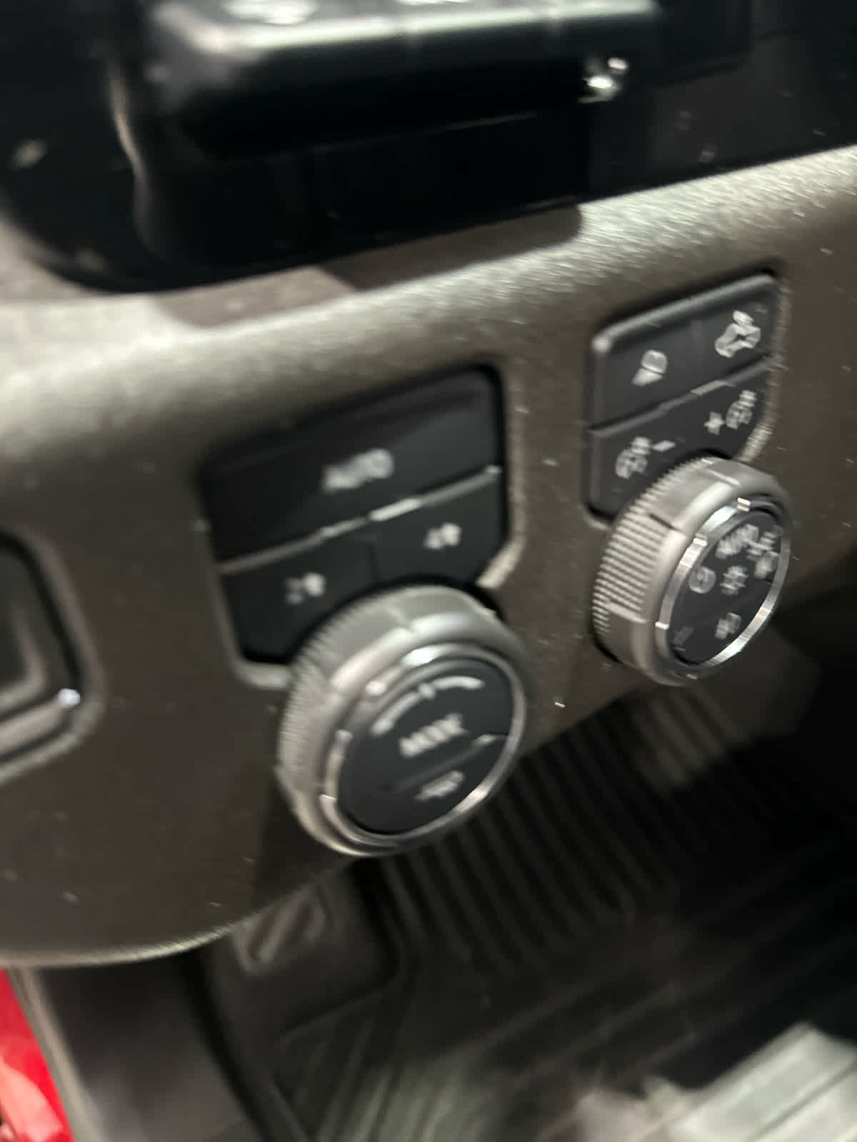 Used 2023 Chevrolet Silverado 1500 LTZ w/ Technology Package AWD/4WD image 20