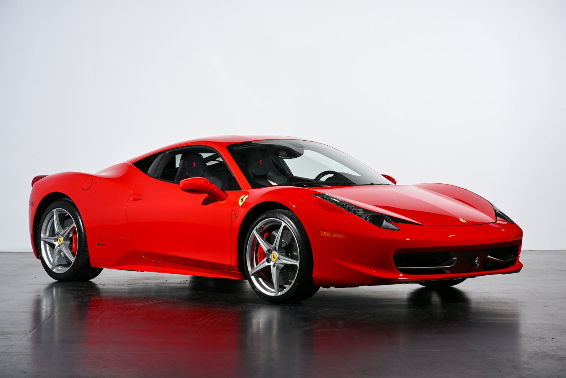 Used 2014 Ferrari 458 Italia Coupe RWD image 6