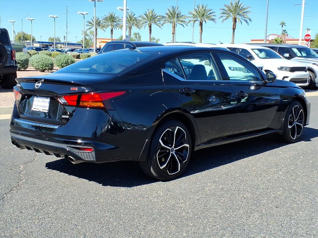 Used 2023 Nissan Altima 2.5 SR image 7