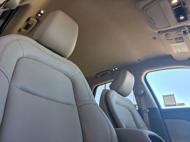 Used 2022 Lincoln Corsair FWD w/ Equipment Group 101A image 17