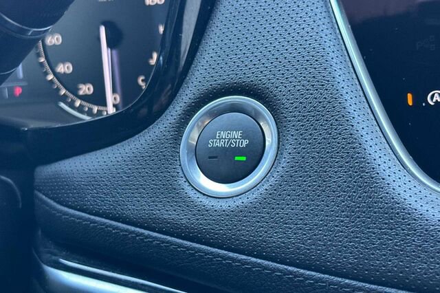 Used 2025 Cadillac XT5 Premium Luxury image 22