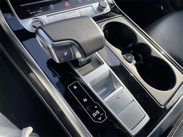 Used 2023 Audi Q8 Prestige w/ Prestige Package image 22