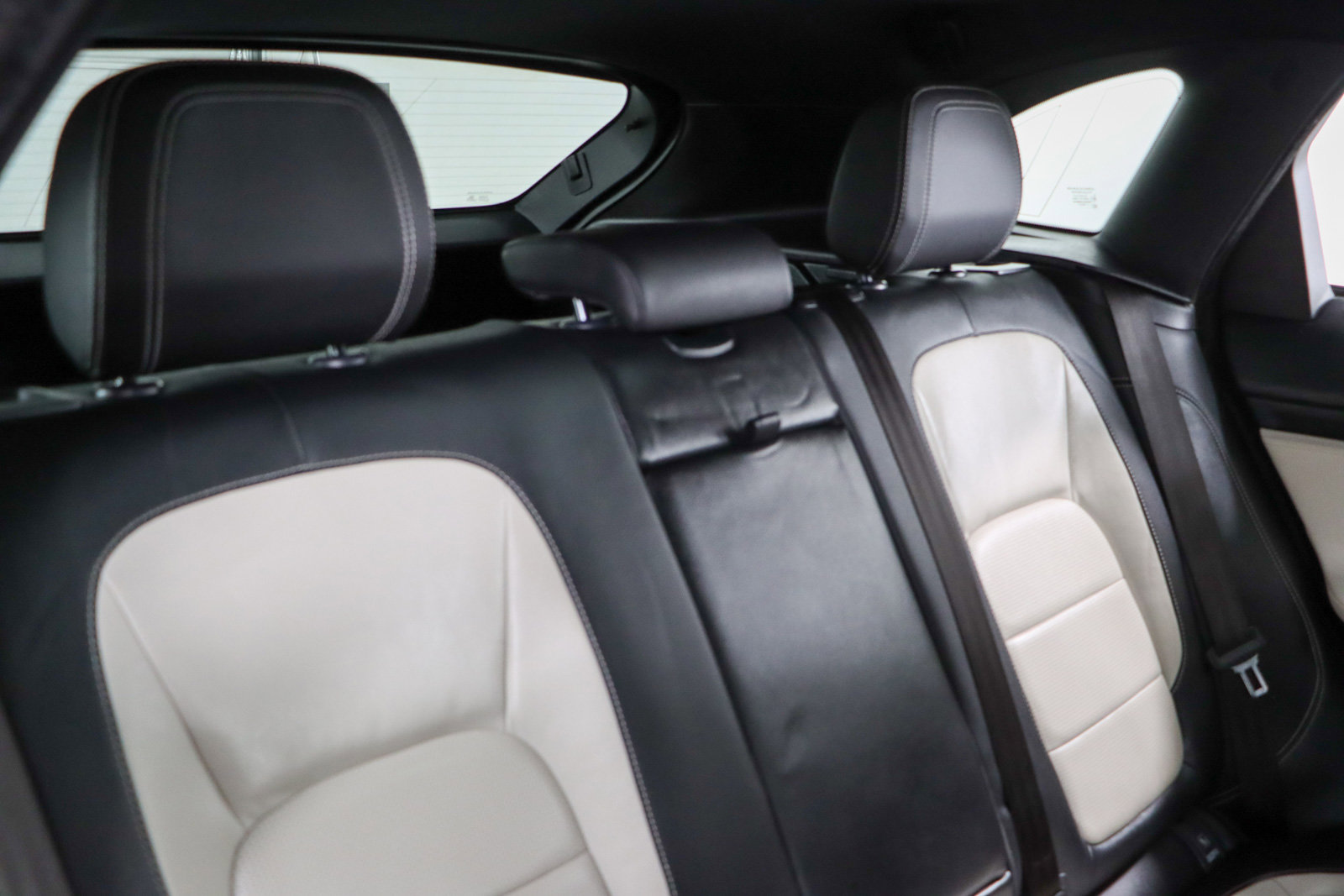 Used 2018 Jaguar F-PACE R-Sport AWD/4WD image 28